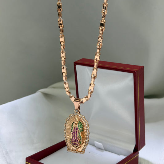 Cadena ADN circon blanco con dije virgen de Guadalupe
