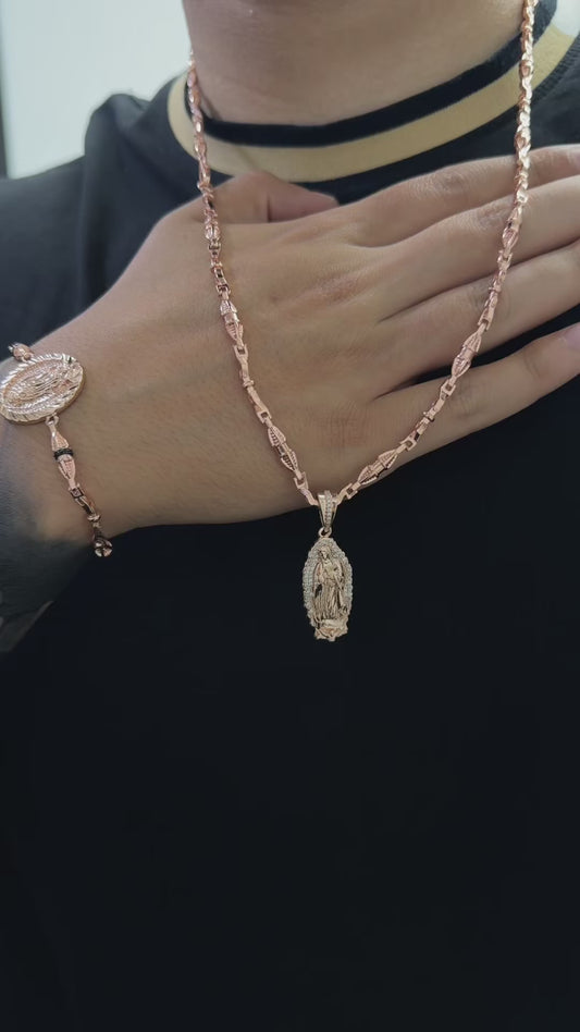Conjunto cadena y pulsera virgen de Guadalupe en tejido dubai